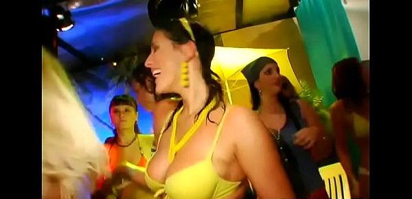 Ultra juicy club partying